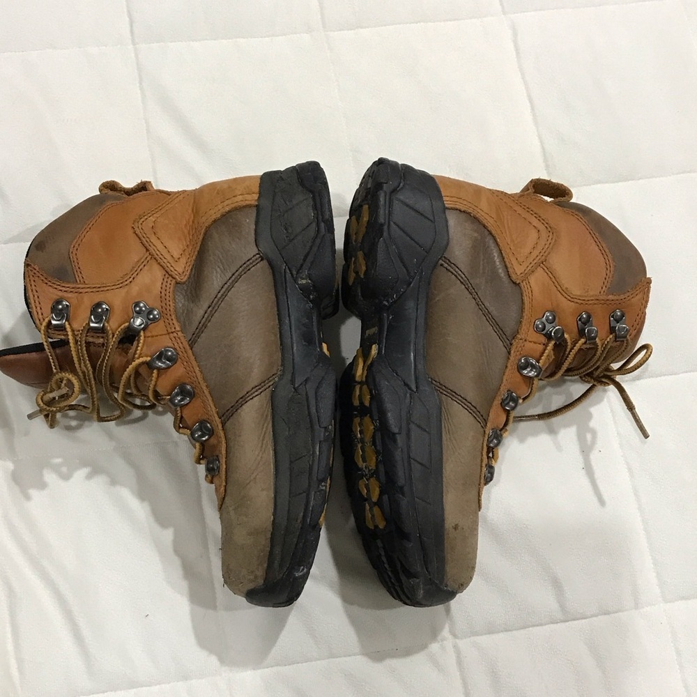 Carhartt Men's Brown and Tan waterproof steel toed Leather Boots - Picture 6 of 12
